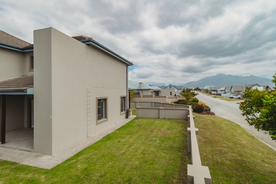 3 Bedroom Property for Sale in Blue Mountain Village Western Cape